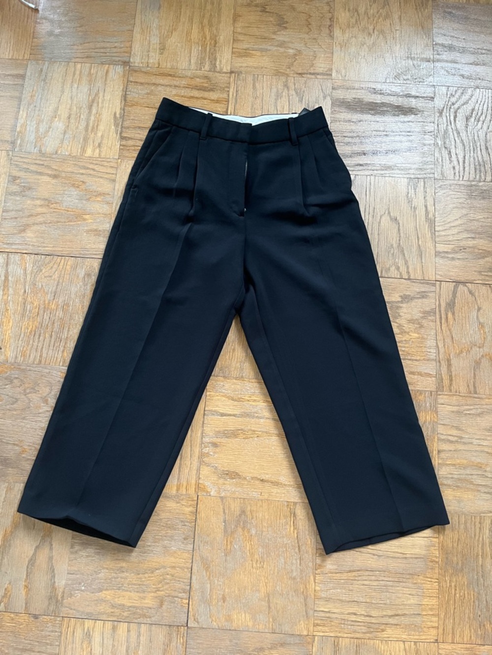 Wilfred Black Cropped Trousers